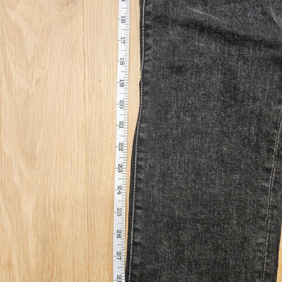 Levi's Premium Slim Fit Denim (31x30) - Picture 7 of 10